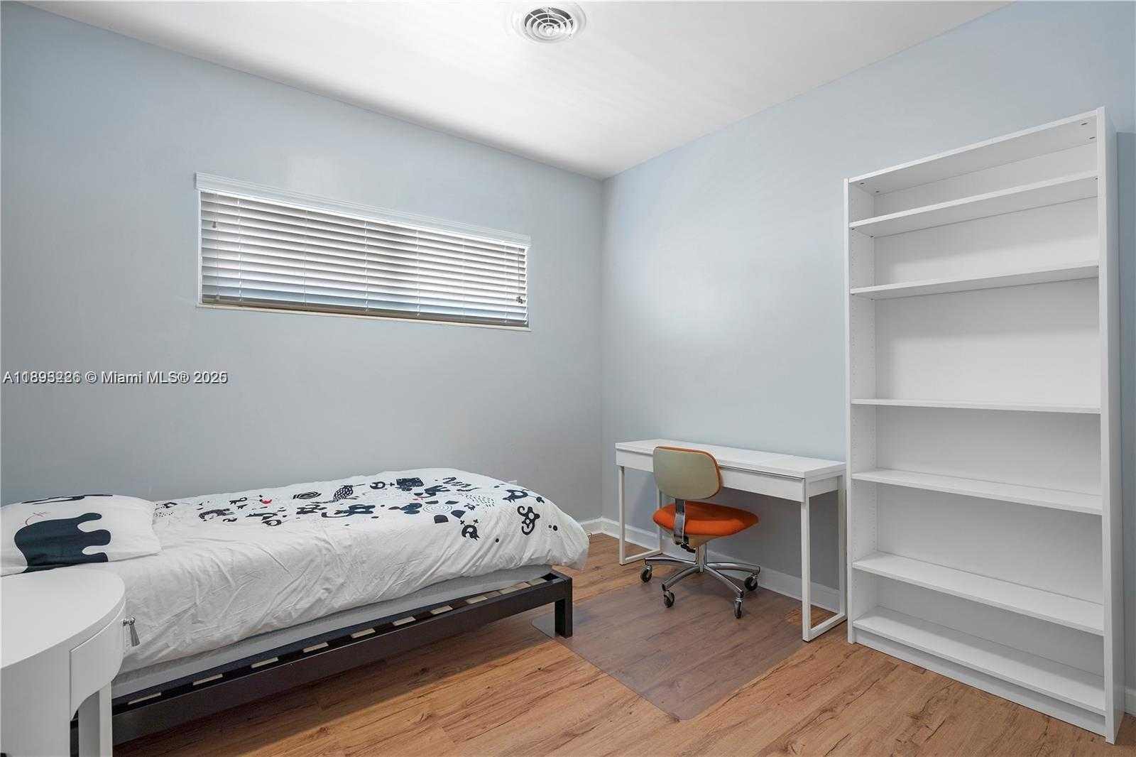 Small Image of 1637 JACKSON ST #1-3, Hollywood Number 12