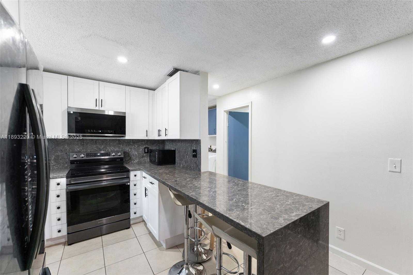 Small Image of 1032 18TH ST, West Palm Beach Number 10