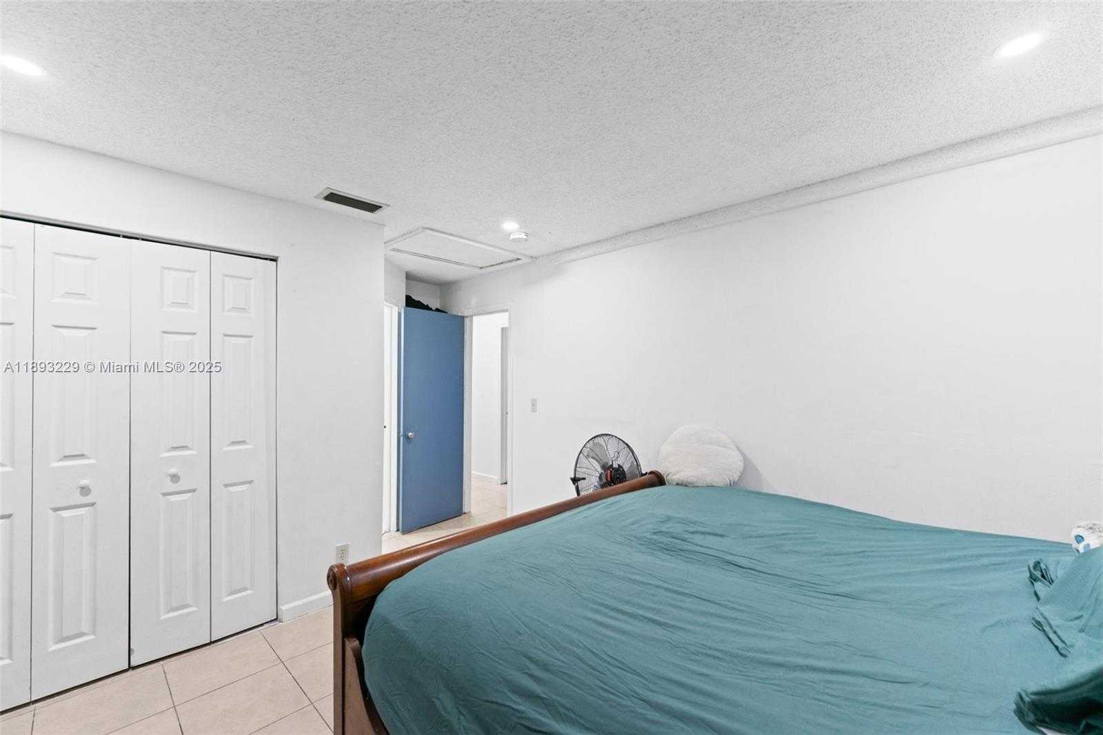 Small Image of 1032 18TH ST, West Palm Beach Number 21