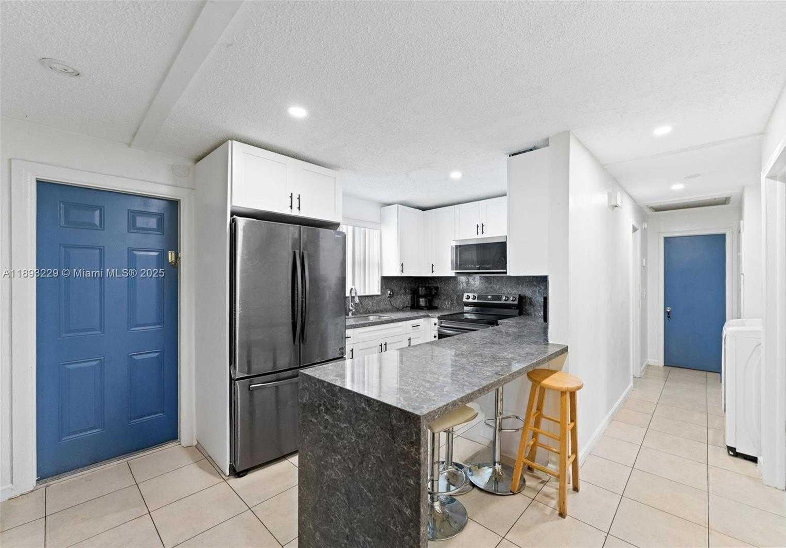 Small Image of 1032 18TH ST, West Palm Beach Number 9