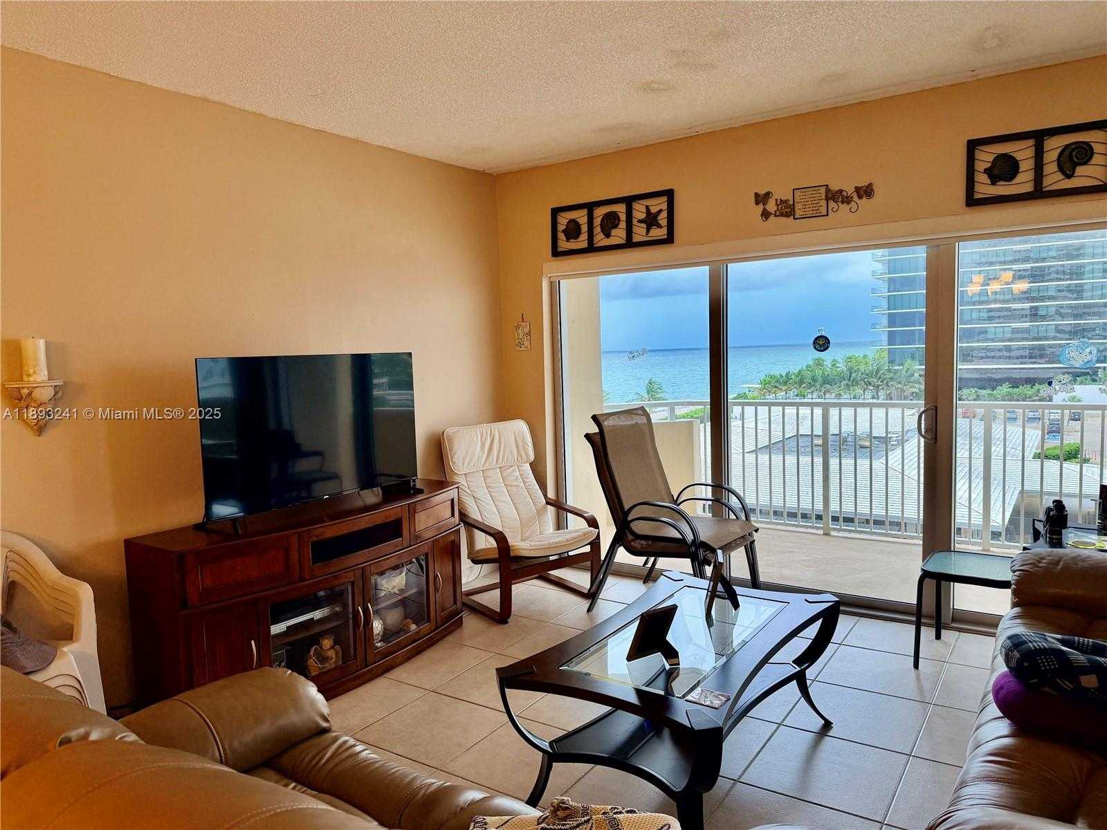 Small Image of 1950 SOUTH OCEAN DR #5L, Hallandale Beach Number 24