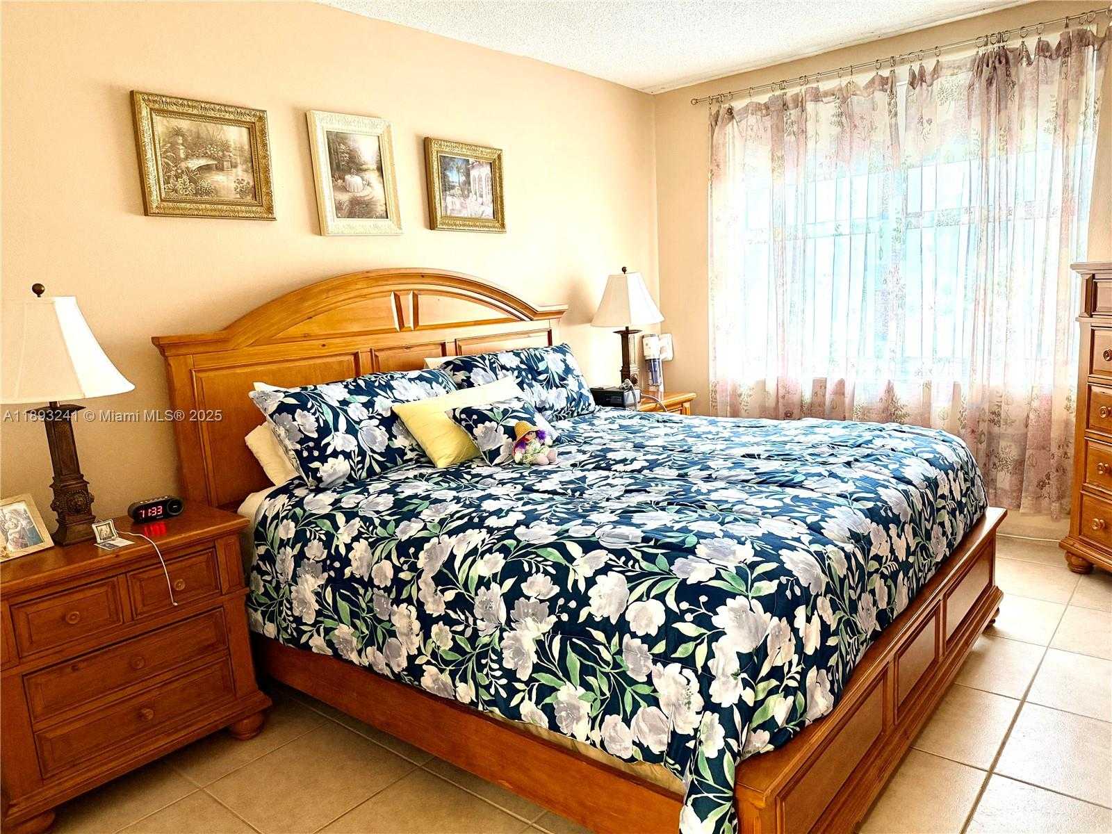 Small Image of 1950 SOUTH OCEAN DR #5L, Hallandale Beach Number 9