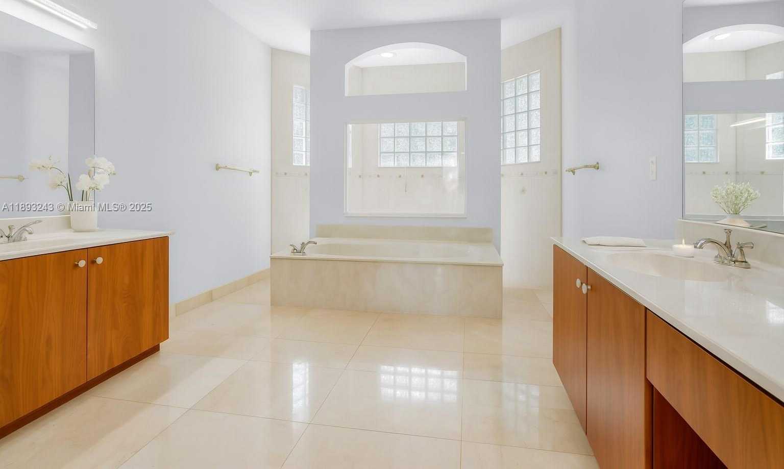 Small Image of 14032 NORTH WEST 15TH DR, Pembroke Pines Number 15