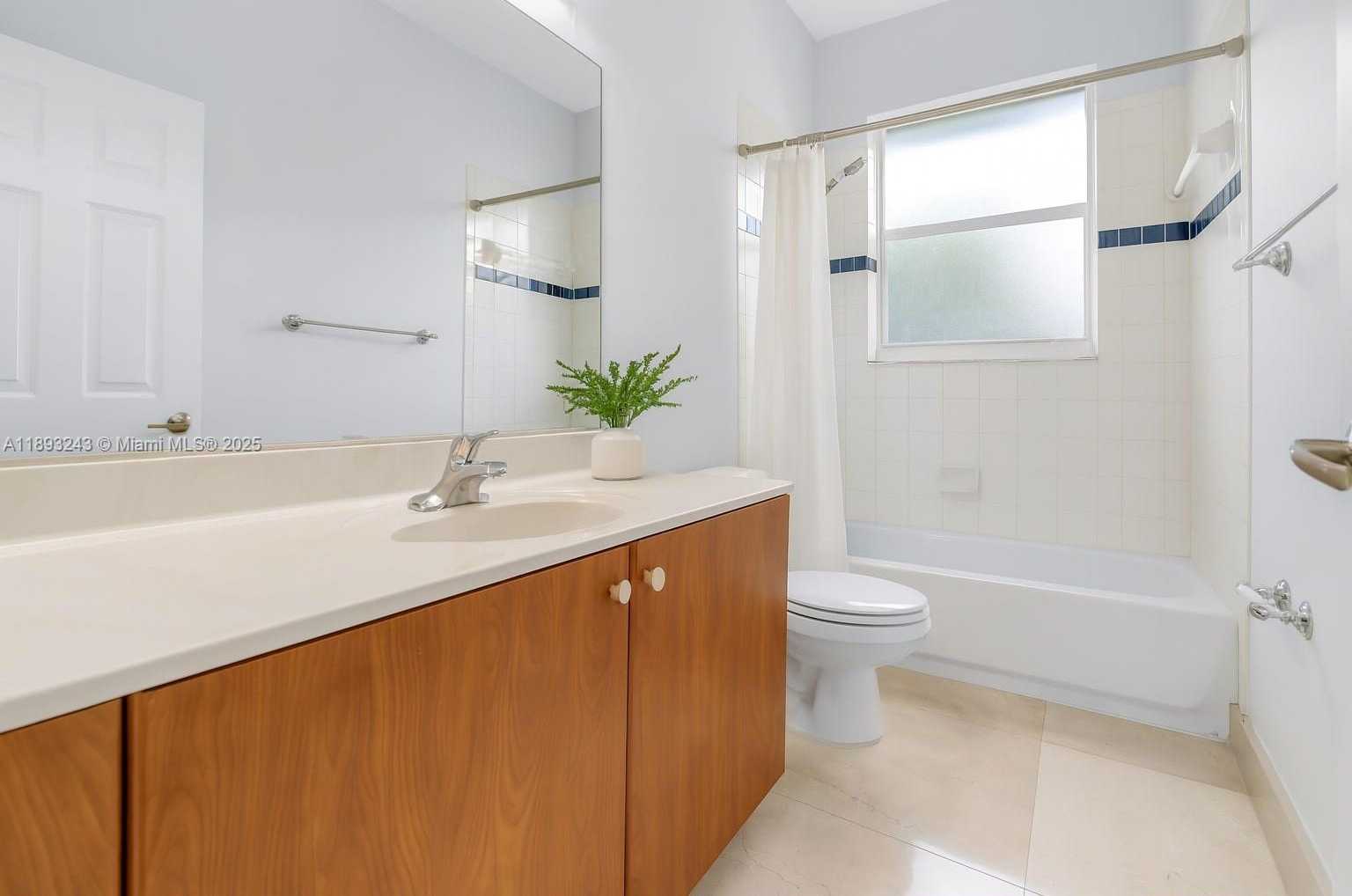 Small Image of 14032 NORTH WEST 15TH DR, Pembroke Pines Number 19