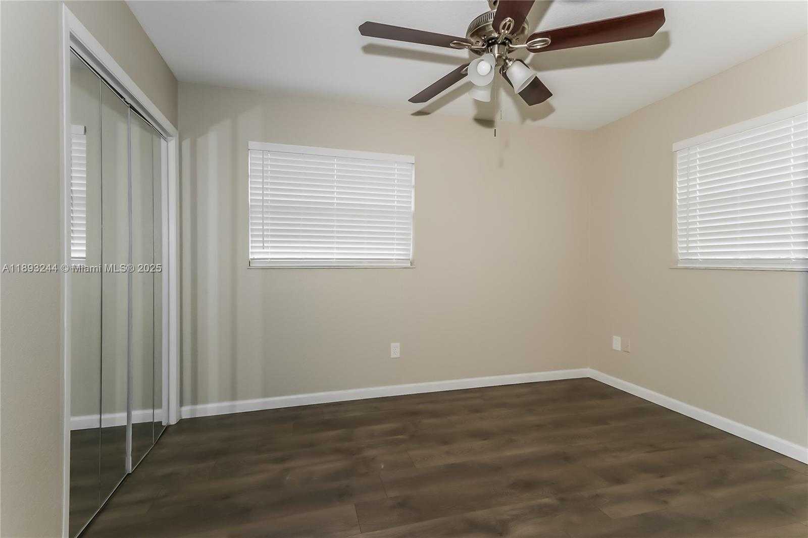 Small Image of 6461 SOUTH WEST 16TH CT, North Lauderdale Number 11