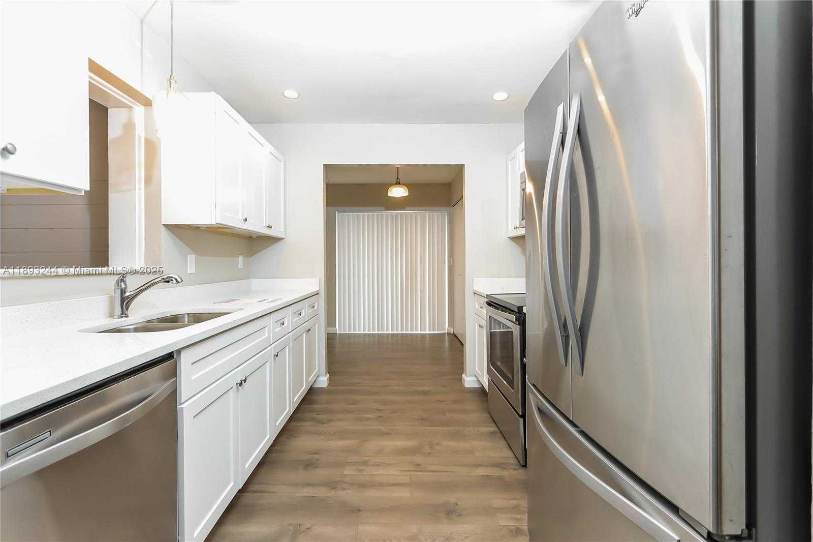 Small Image of 6461 SOUTH WEST 16TH CT, North Lauderdale Number 6