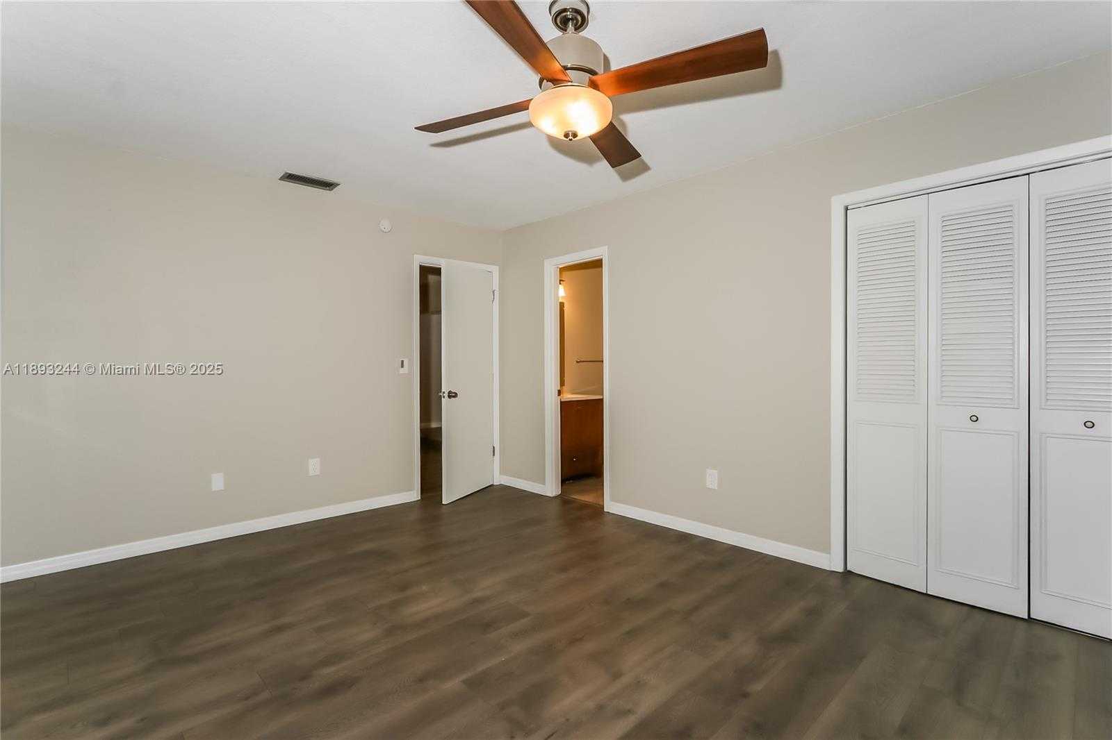 Small Image of 6461 SOUTH WEST 16TH CT, North Lauderdale Number 8