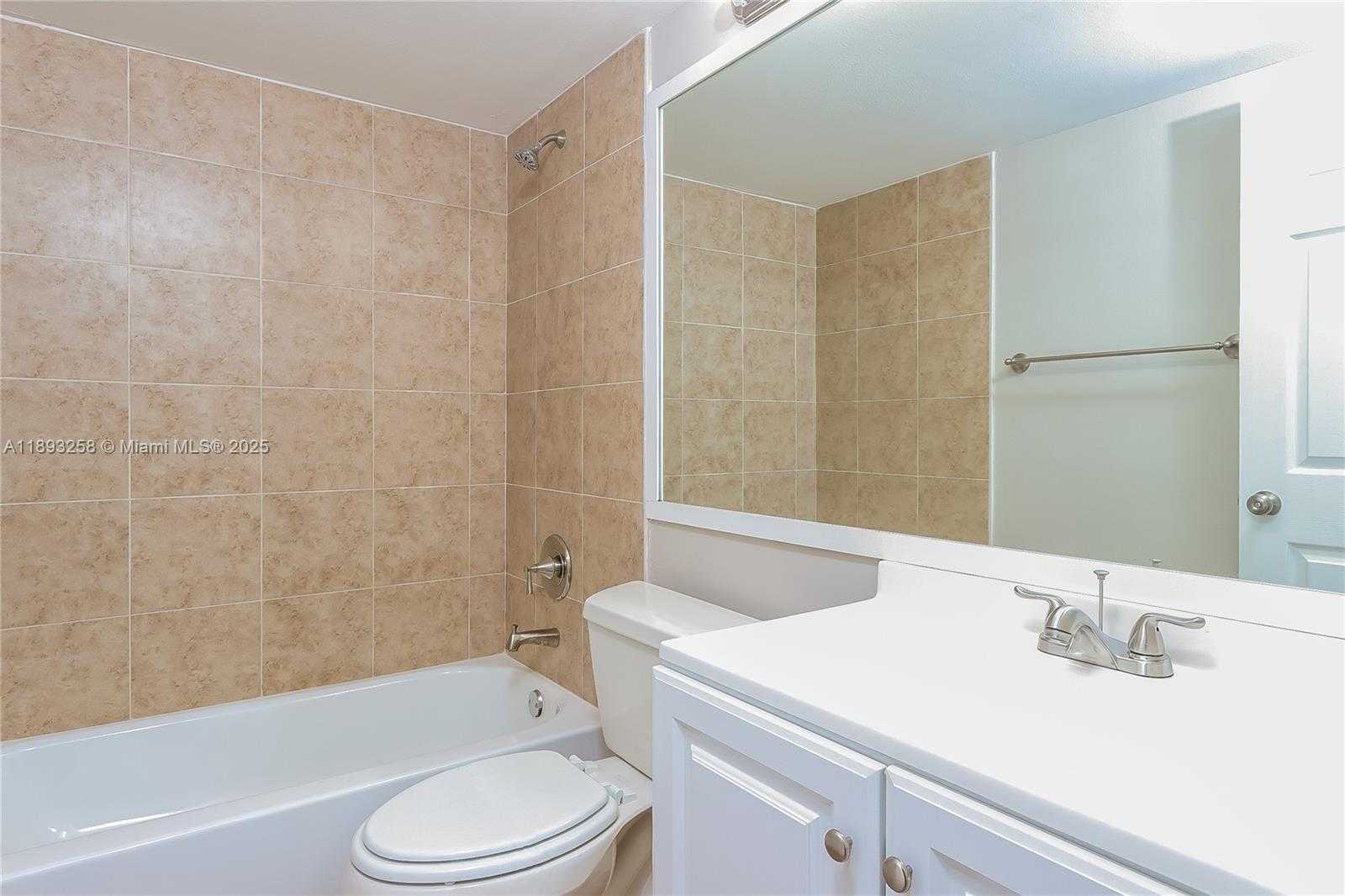 Small Image of 4011 PALM BAY CIR #A, West Palm Beach Number 10