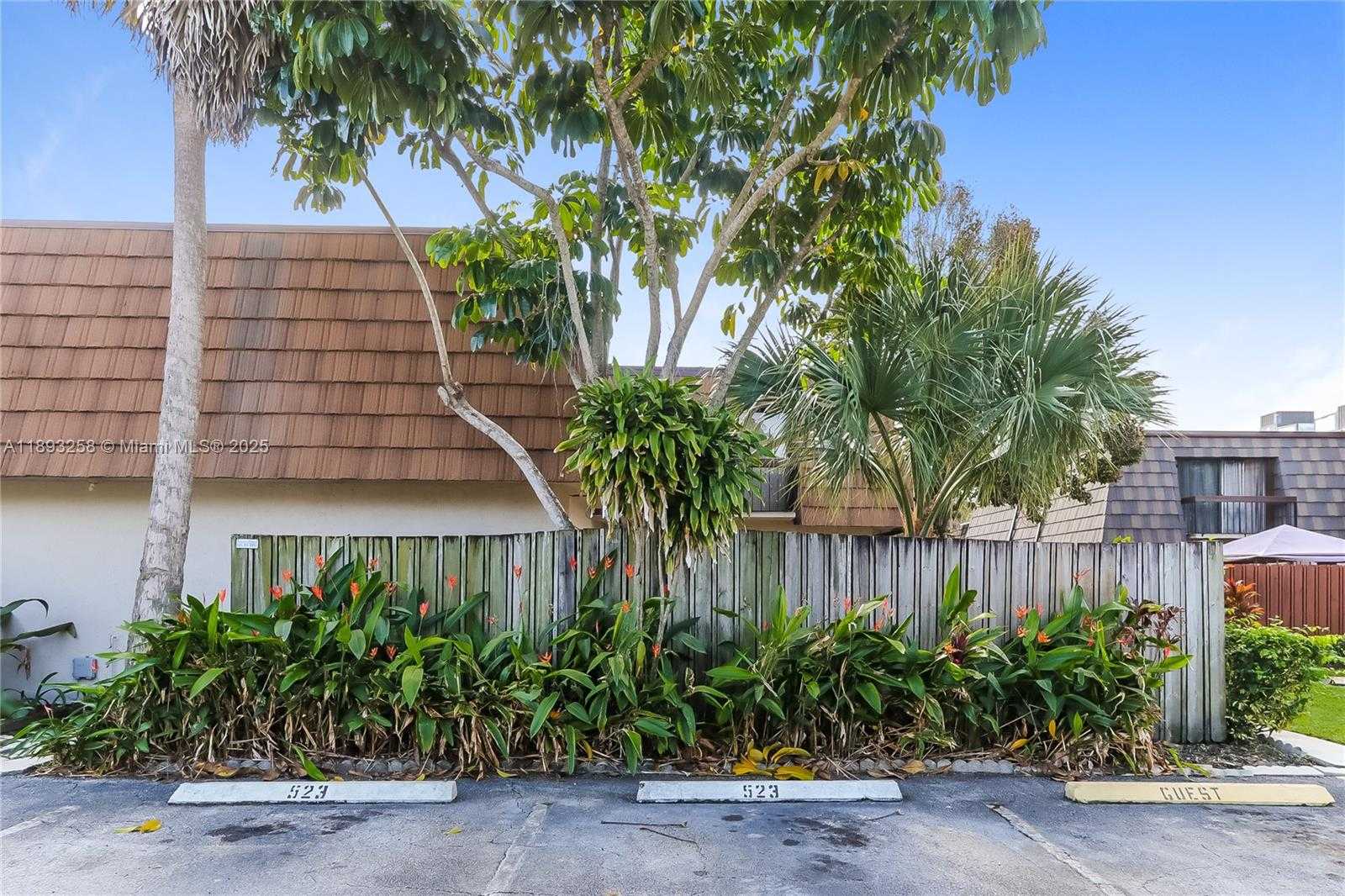 Small Image of 4011 PALM BAY CIR #A, West Palm Beach Number 15