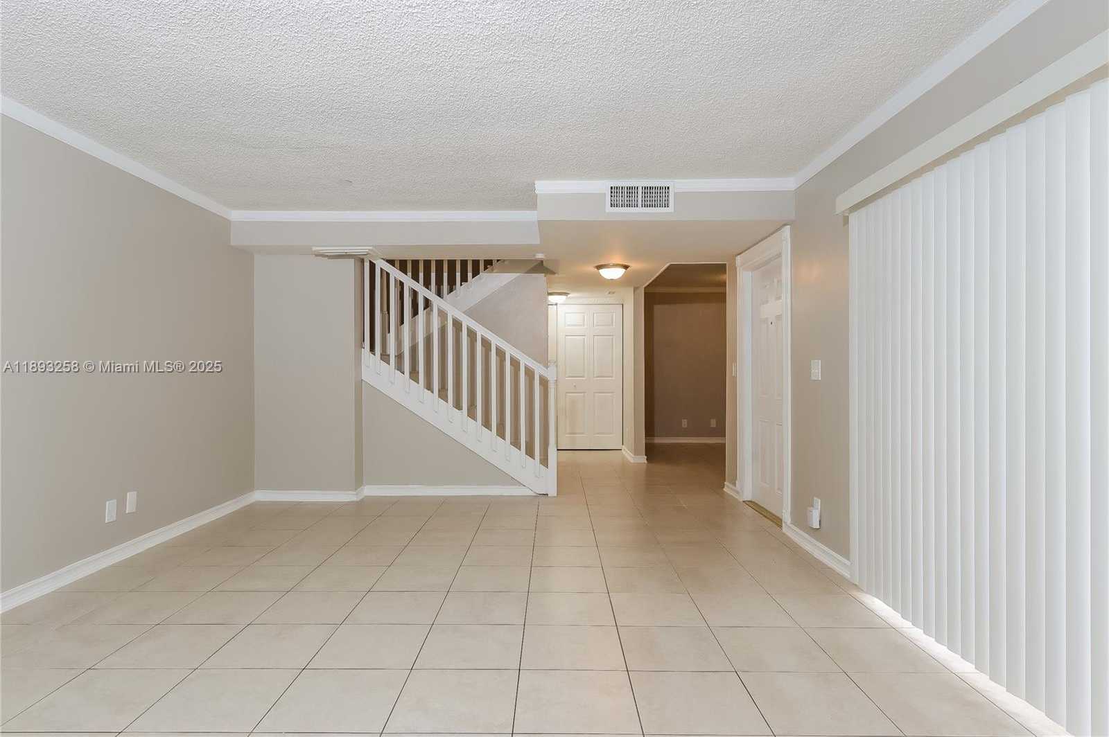 Small Image of 4011 PALM BAY CIR #A, West Palm Beach Number 2