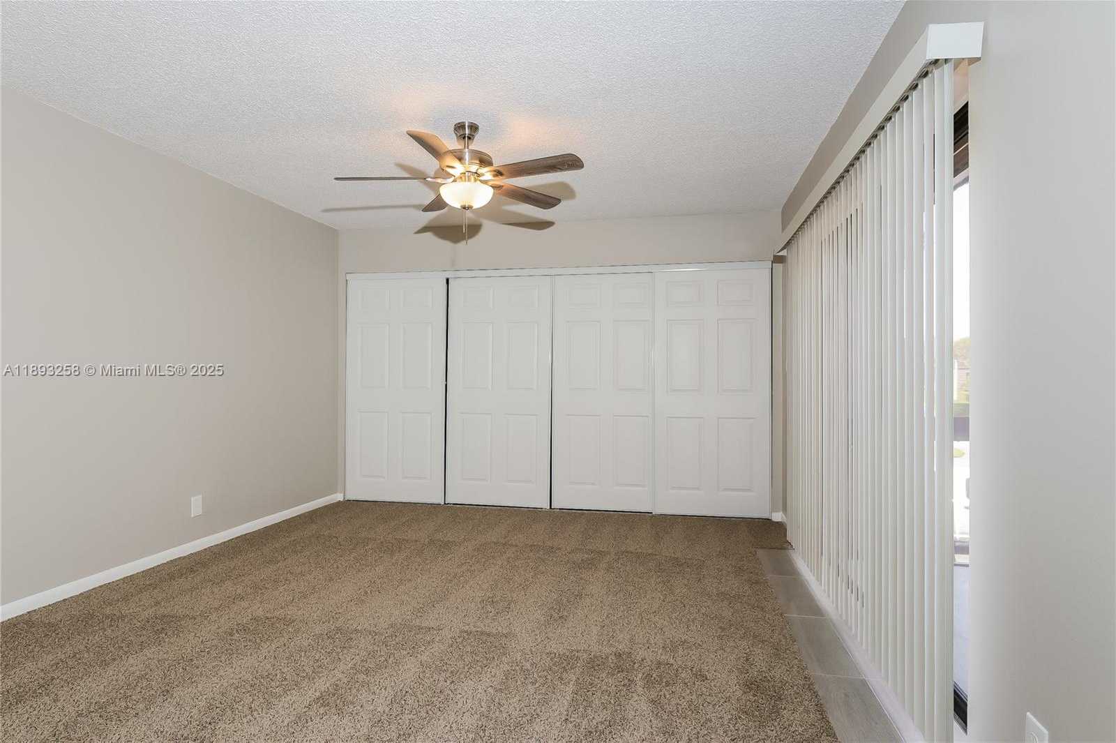 Small Image of 4011 PALM BAY CIR #A, West Palm Beach Number 5