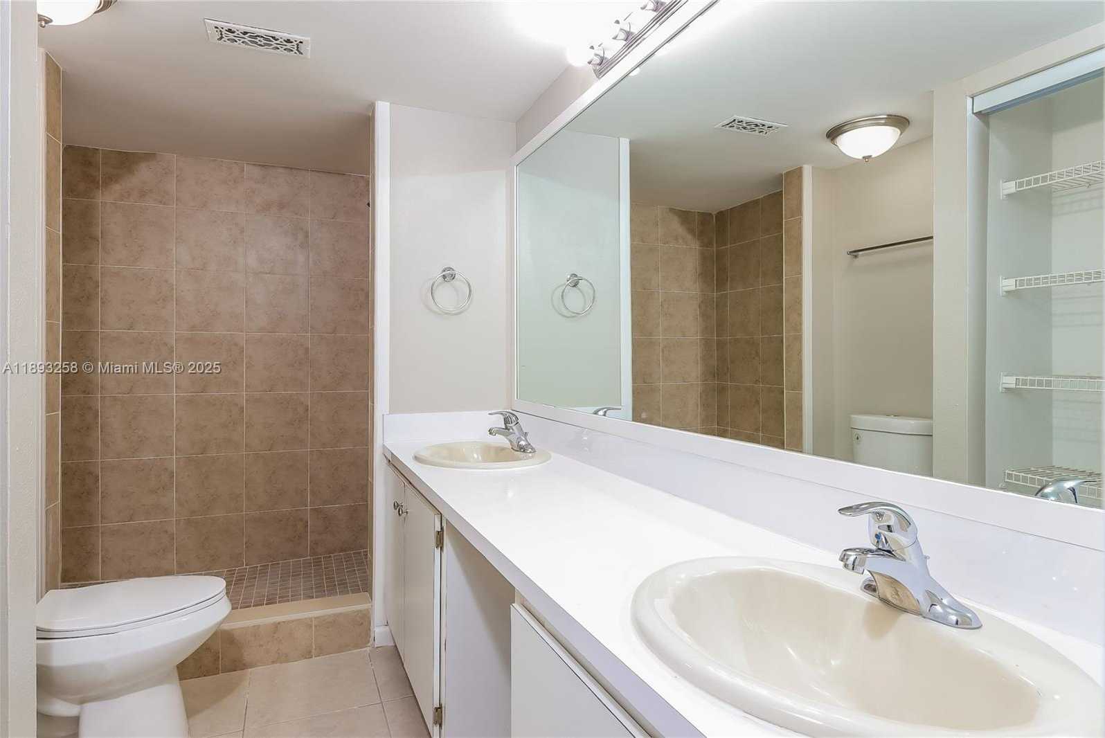 Small Image of 4011 PALM BAY CIR #A, West Palm Beach Number 7