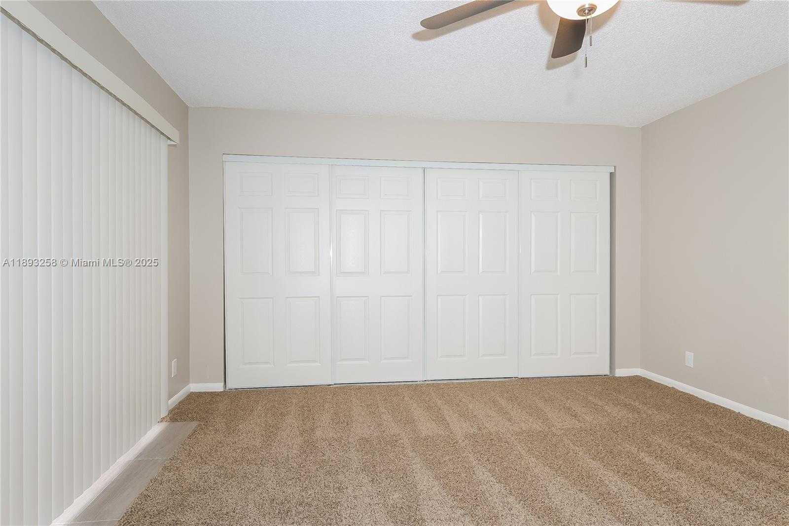 Small Image of 4011 PALM BAY CIR #A, West Palm Beach Number 9