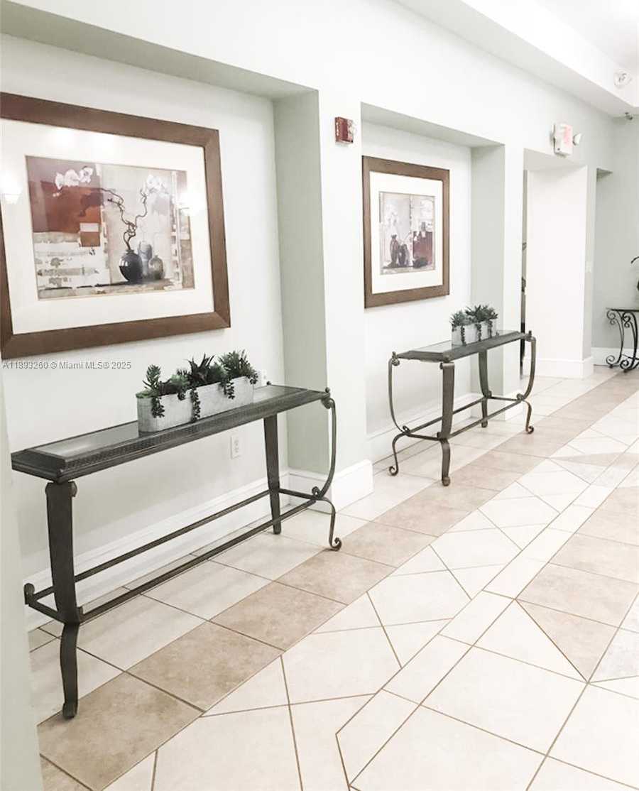 Small Image of 50 MENORES AVE #731, Coral Gables Number 5
