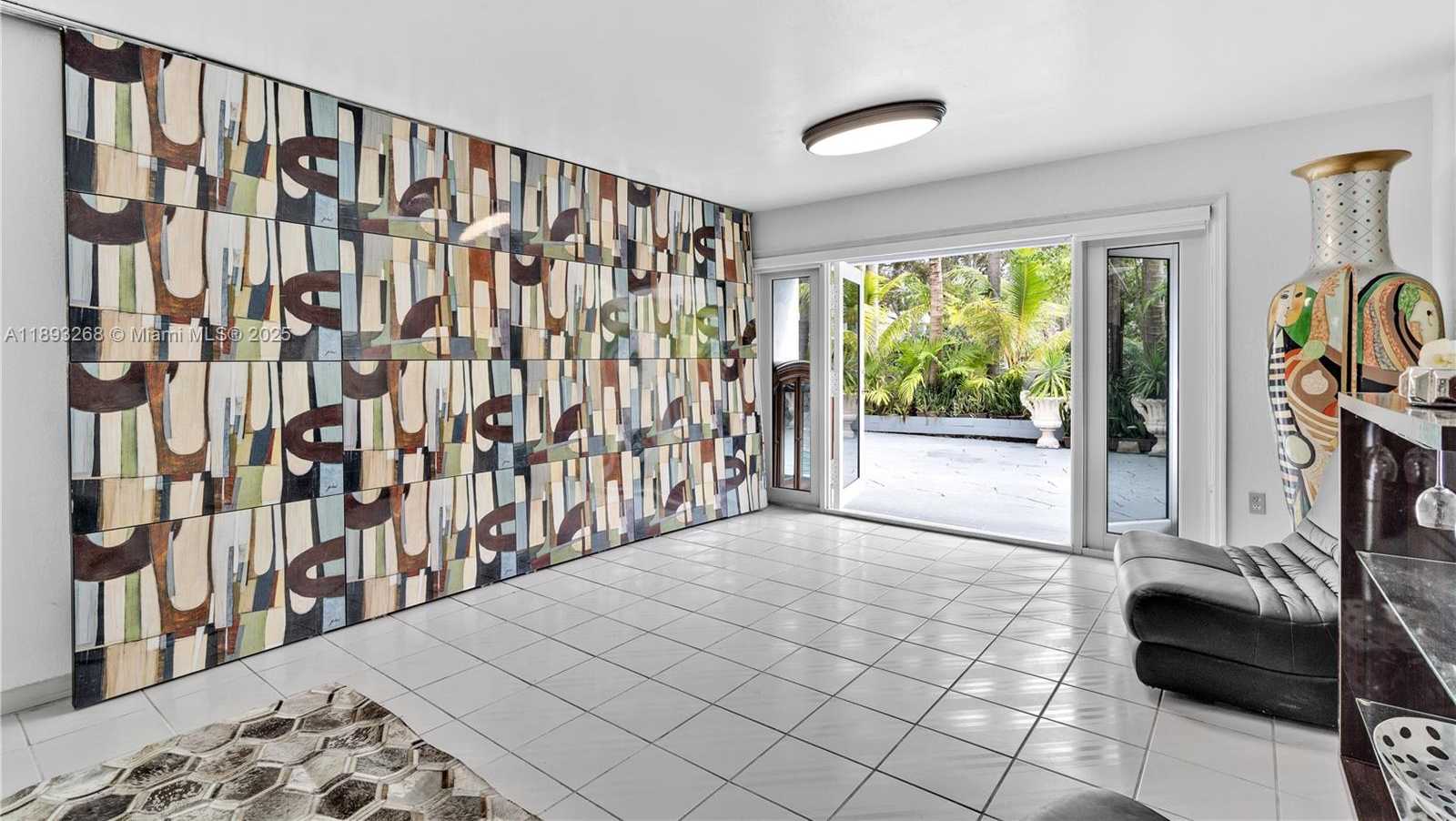 Small Image of 8909 SOUTH WEST 108TH CIR CT, Miami Number 12