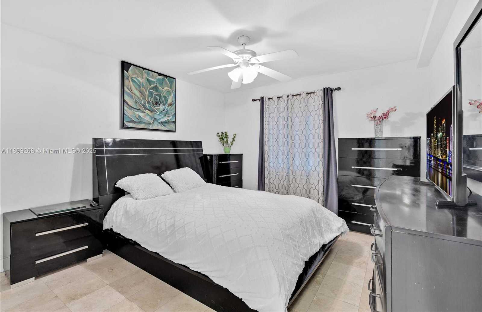 Small Image of 8909 SOUTH WEST 108TH CIR CT, Miami Number 14