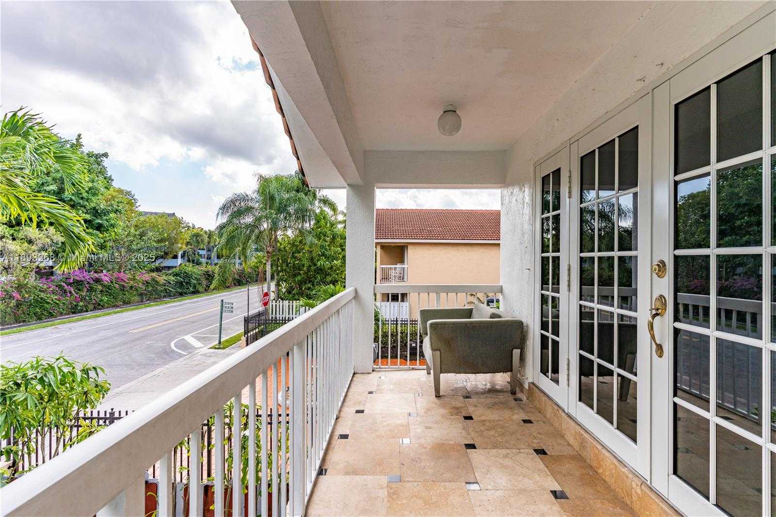 Small Image of 8909 SOUTH WEST 108TH CIR CT, Miami Number 24