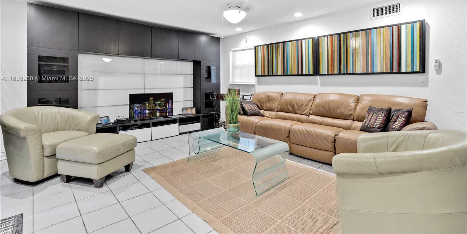 Small Image of 8909 SOUTH WEST 108TH CIR CT, Miami Number 5