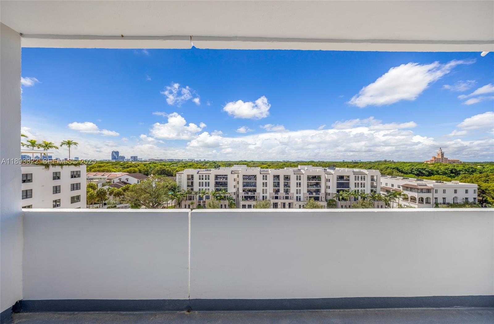 Small Image of 700 BILTMORE WAY #808, Coral Gables Number 4