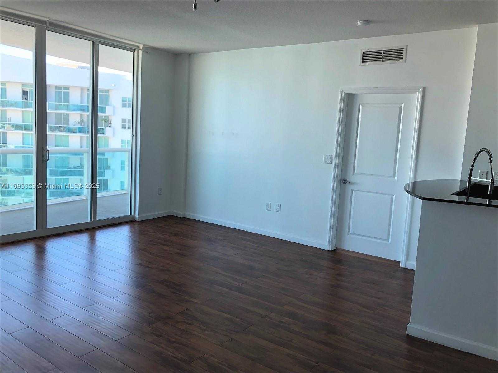 Small Image of 7900 HARBOR ISLAND DR #1103, North Bay Village Number 10