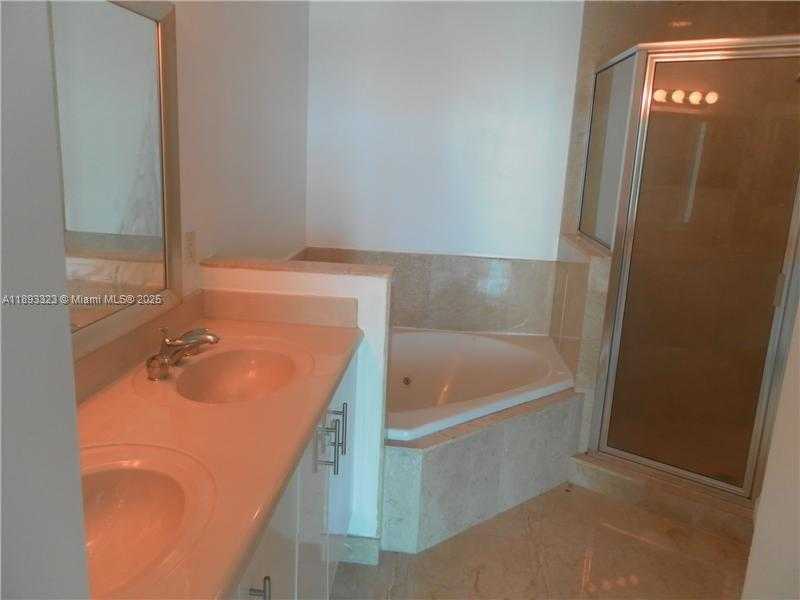 Small Image of 7900 HARBOR ISLAND DR #1103, North Bay Village Number 14