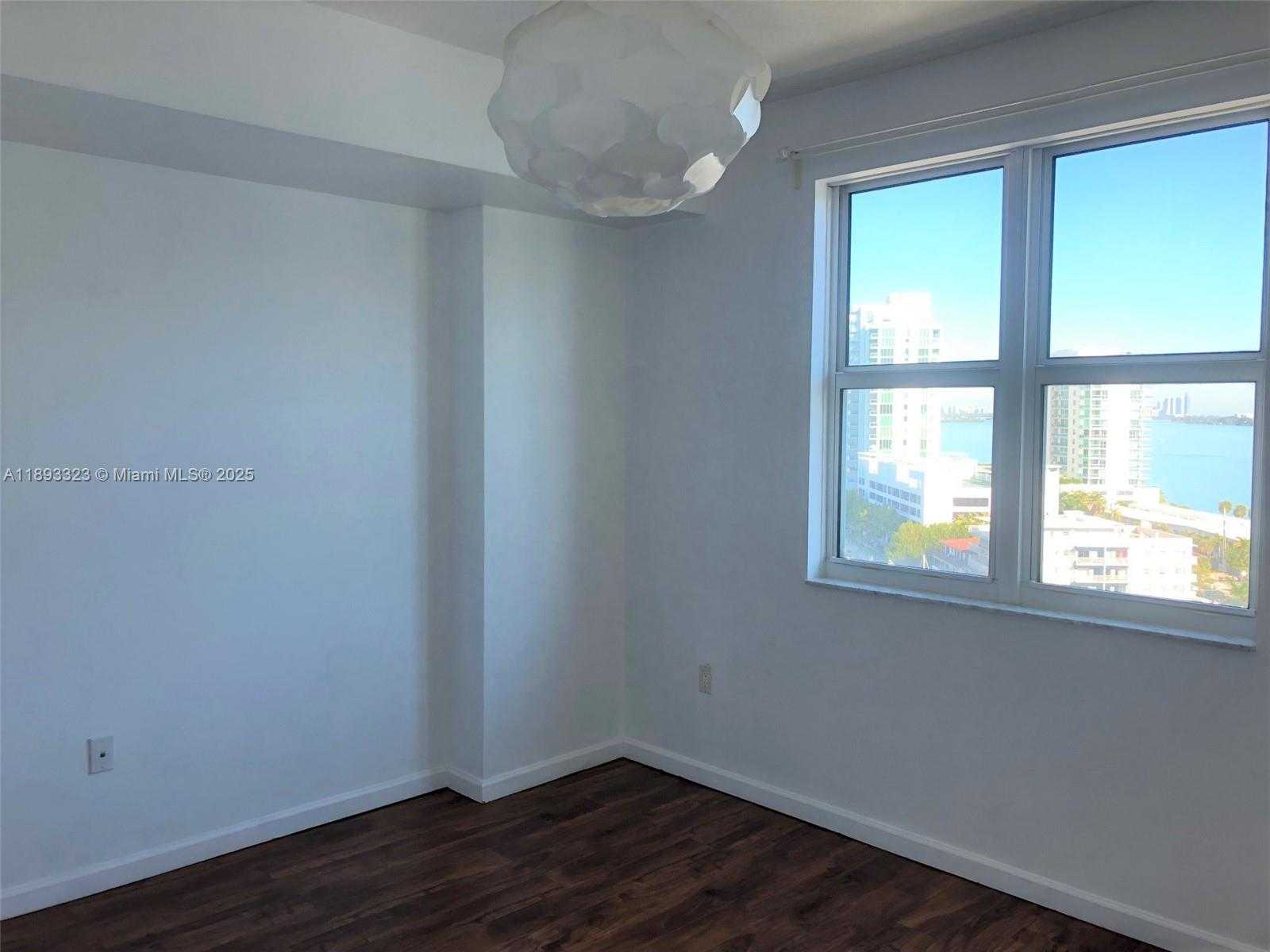 Small Image of 7900 HARBOR ISLAND DR #1103, North Bay Village Number 22