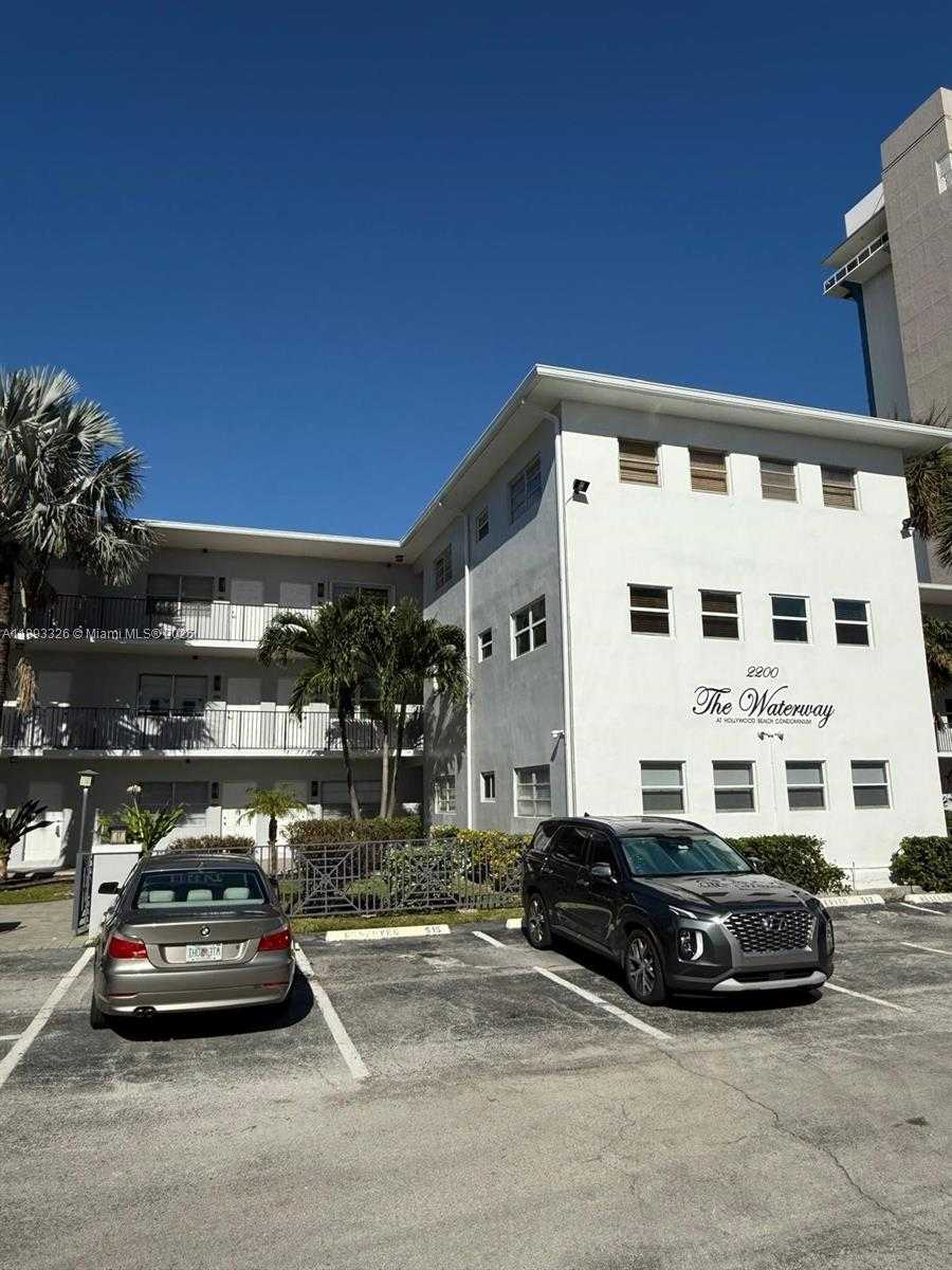 Small Image of 2200 SOUTH OCEAN DR #N109, Hollywood Number 2