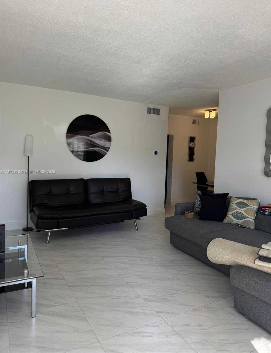 Small Image of 2200 SOUTH OCEAN DR #N109, Hollywood Number 9