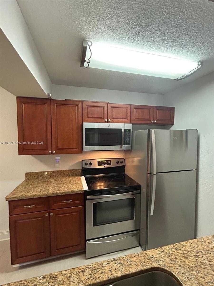 Small Image of 15551 SOUTH WEST 104TH TER #814, Miami Number 12