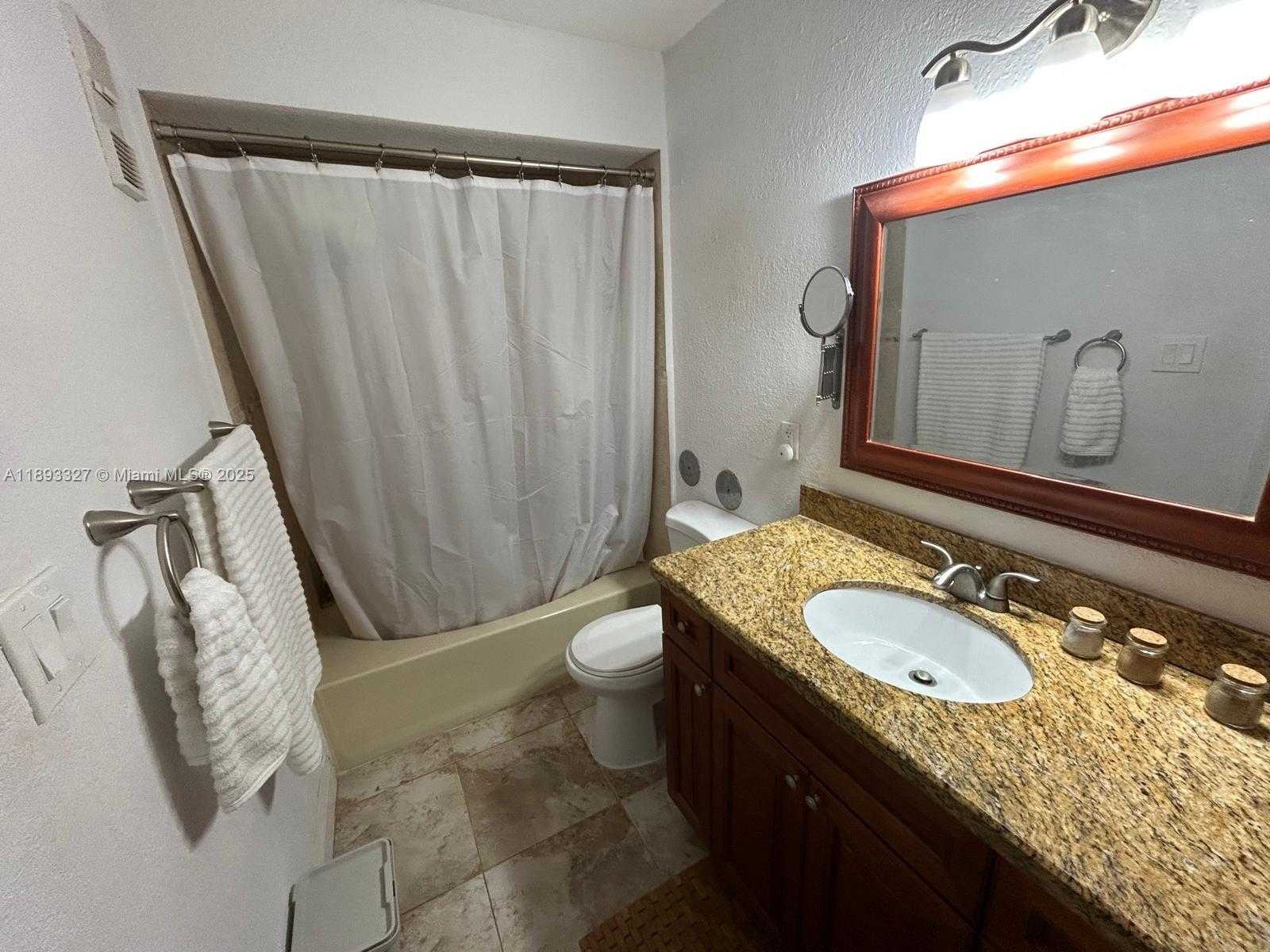 Small Image of 15551 SOUTH WEST 104TH TER #814, Miami Number 23
