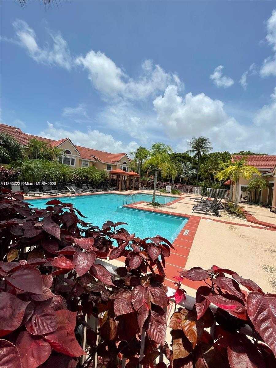 Small Image of 15551 SOUTH WEST 104TH TER #814, Miami Number 26