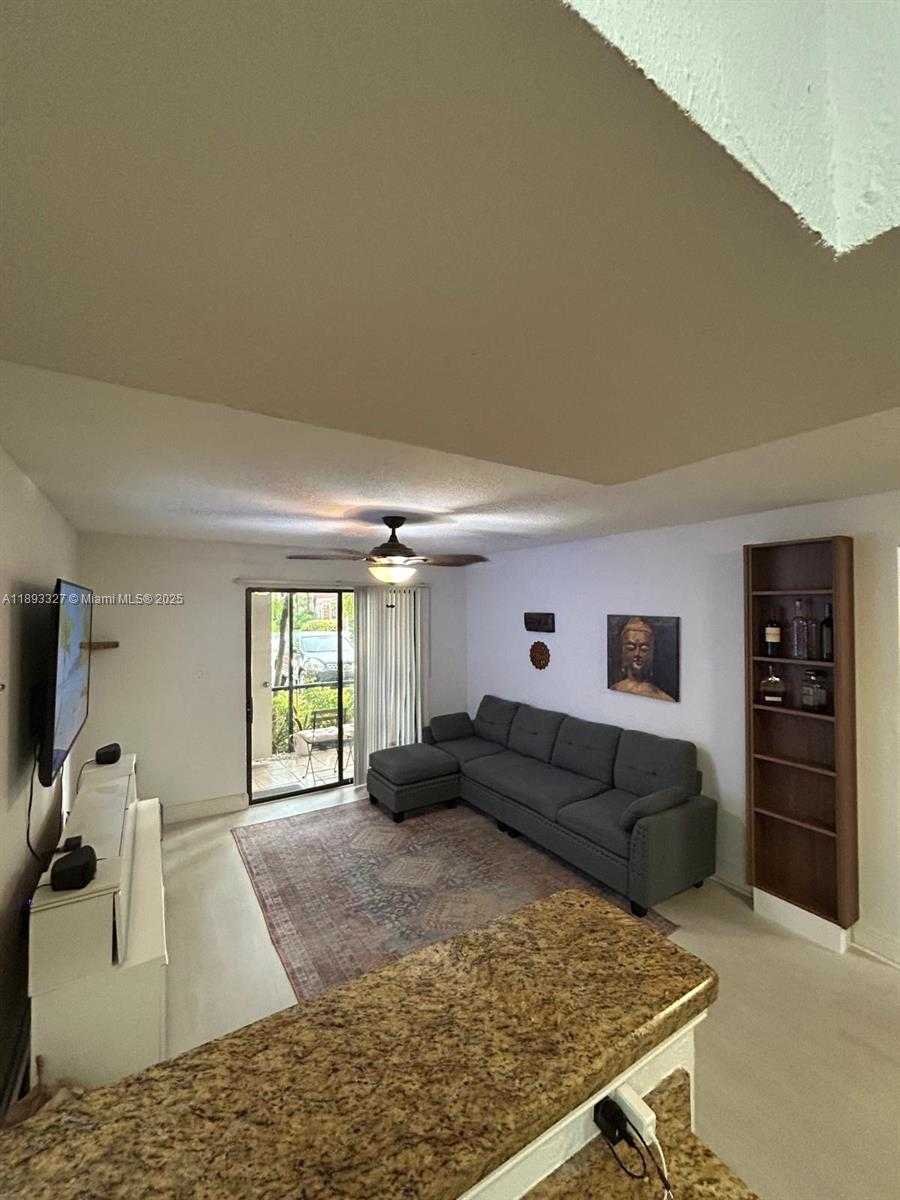 Small Image of 15551 SOUTH WEST 104TH TER #814, Miami Number 7