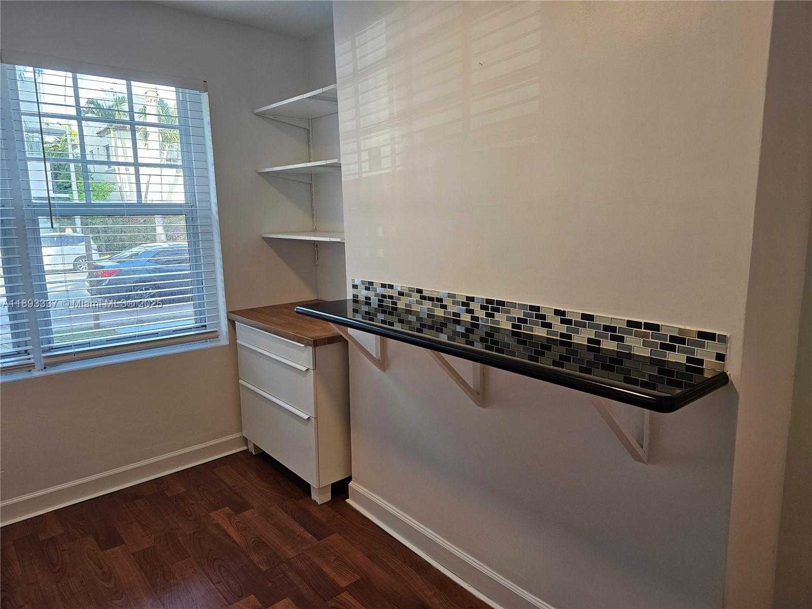 Small Image of 622 15TH ST #1, Miami Beach Number 15