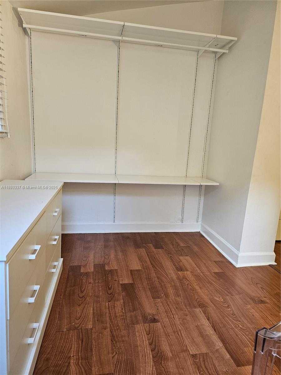 Small Image of 622 15TH ST #1, Miami Beach Number 21