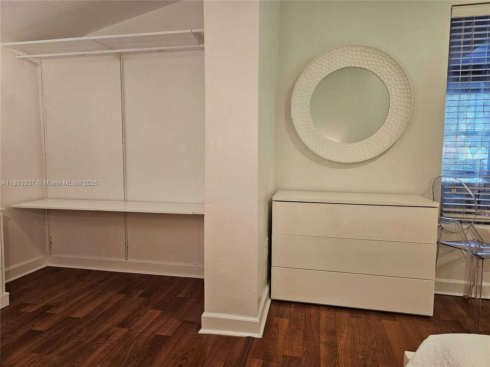 Small Image of 622 15TH ST #1, Miami Beach Number 24