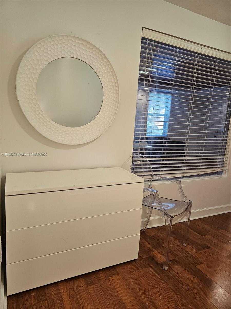 Small Image of 622 15TH ST #1, Miami Beach Number 28