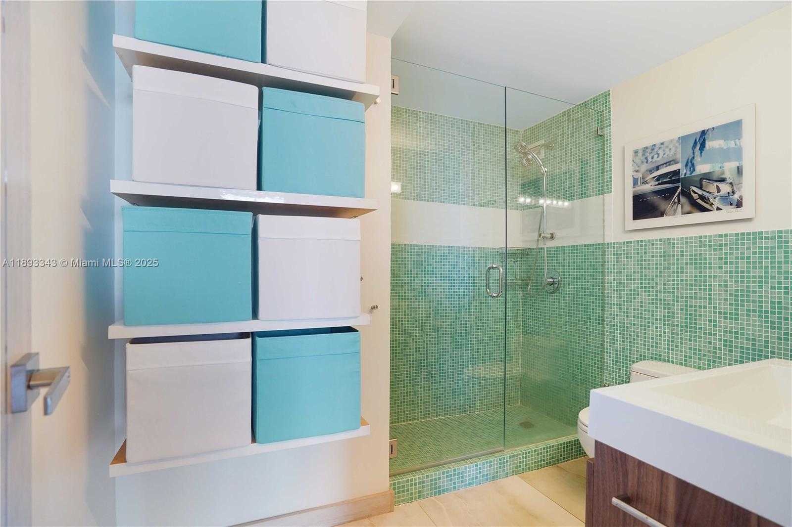 Small Image of 1000 WEST AVE #417, Miami Beach Number 13