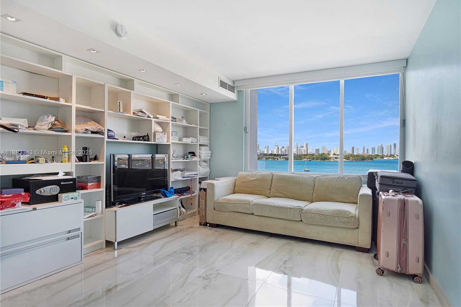 Small Image of 1000 WEST AVE #417, Miami Beach Number 8