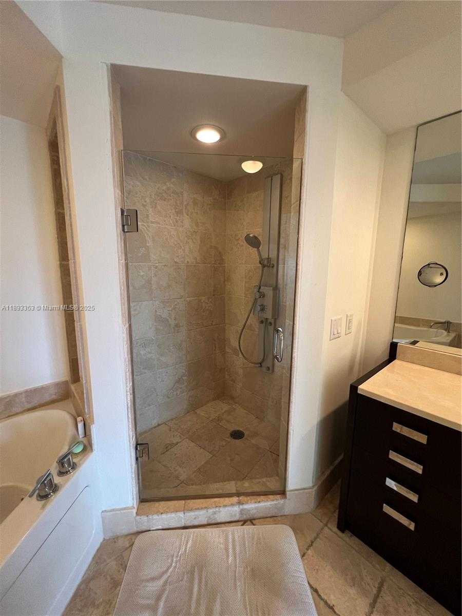 Small Image of 18201 COLLINS AVE #908, Sunny Isles Beach Number 10