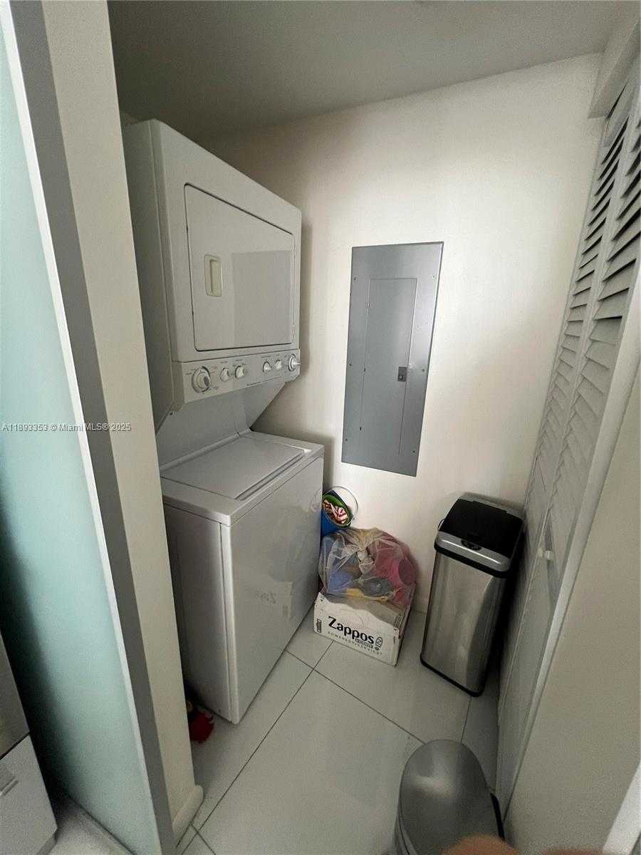 Small Image of 18201 COLLINS AVE #908, Sunny Isles Beach Number 11
