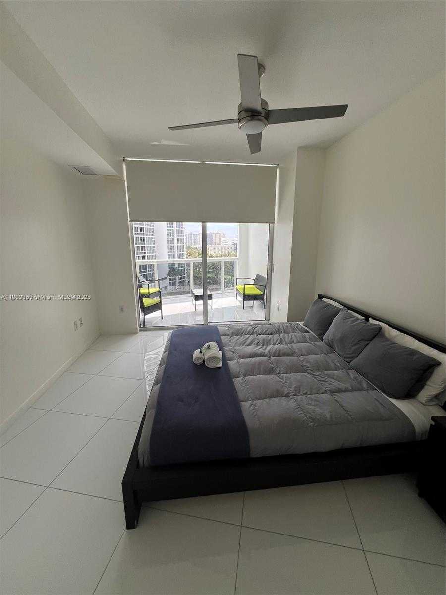 Small Image of 18201 COLLINS AVE #908, Sunny Isles Beach Number 7
