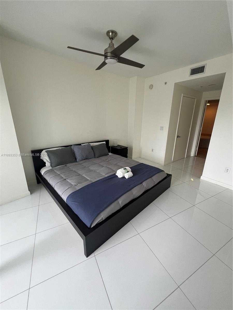Small Image of 18201 COLLINS AVE #908, Sunny Isles Beach Number 9