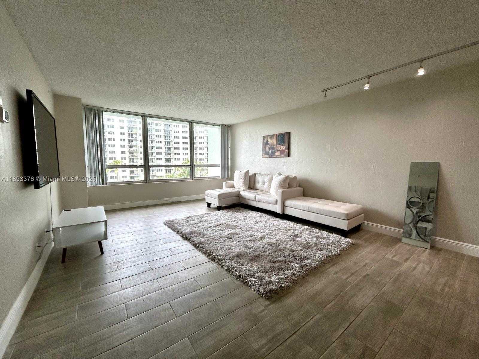 Small Image of 1500 BAY RD #558S, Miami Beach Number 17
