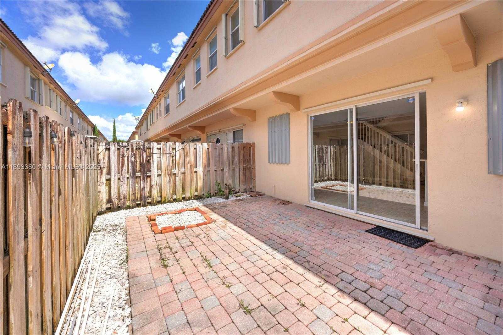 Small Image of 13334 SOUTH WEST 128TH PATH, Miami Number 11