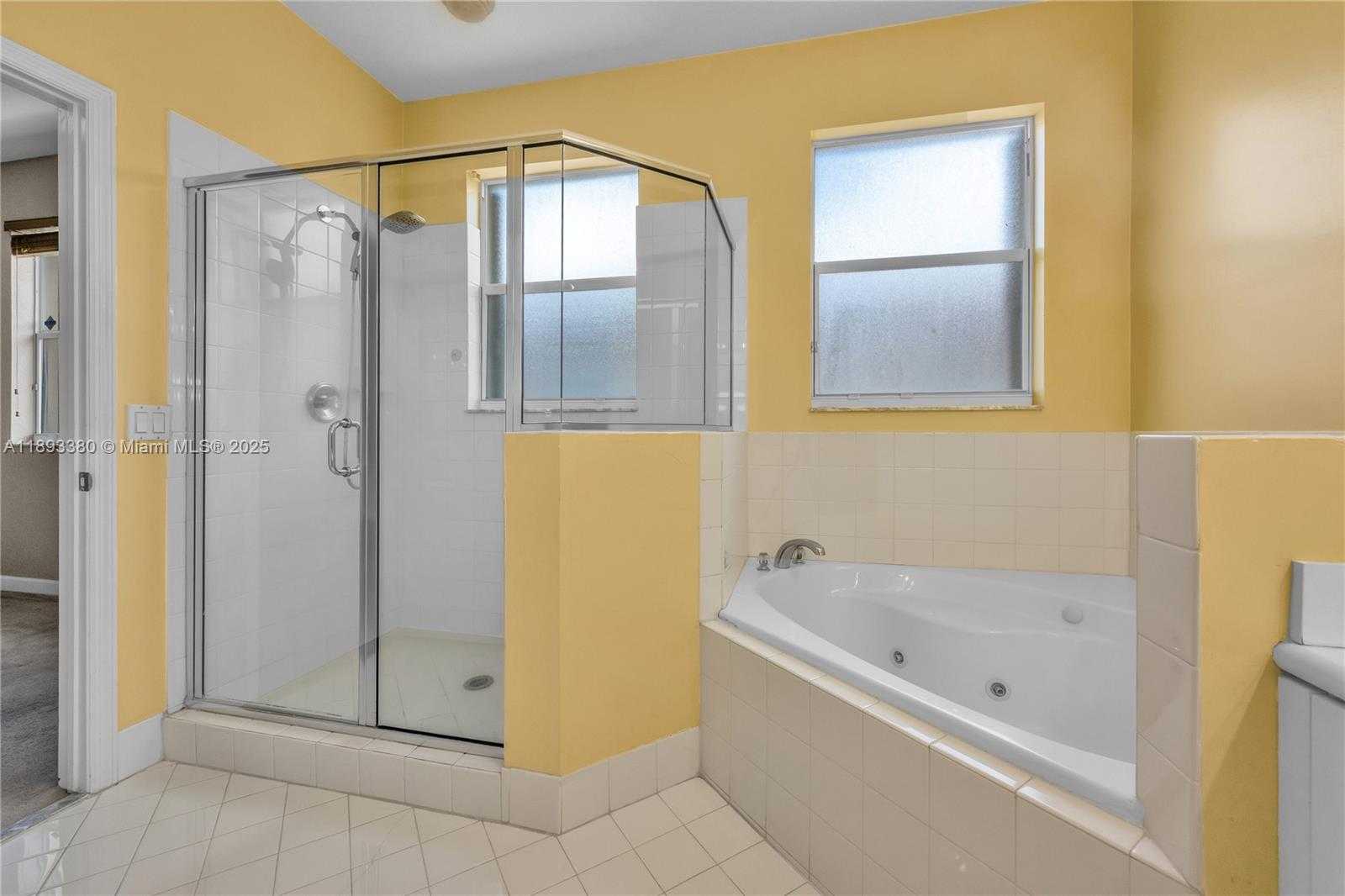 Small Image of 13334 SOUTH WEST 128TH PATH, Miami Number 17