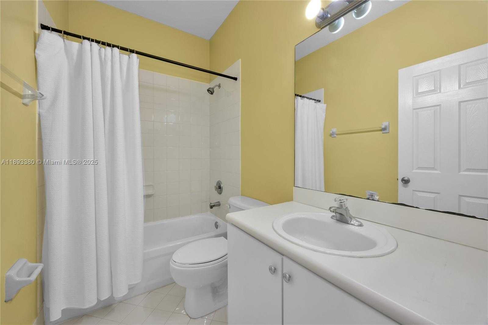 Small Image of 13334 SOUTH WEST 128TH PATH, Miami Number 22