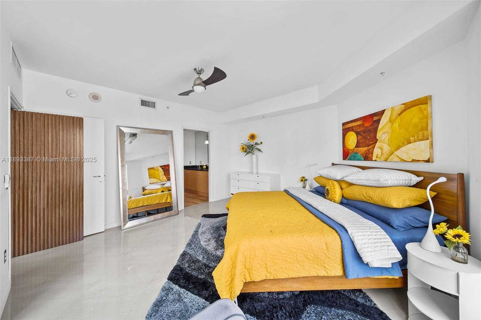 Small Image of 300 SOUTH BISCAYNE BLVD #2610, Miami Number 15