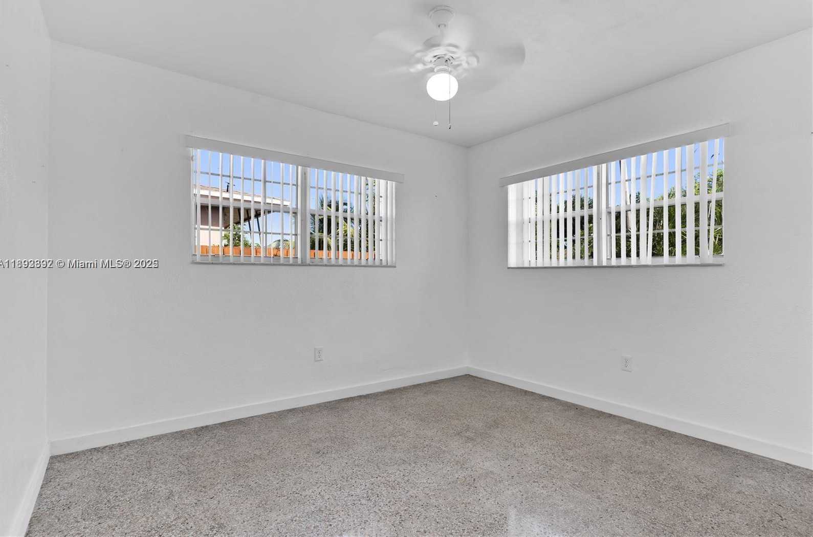 Small Image of 174 NORTH EAST 211 #1, North Miami Number 6