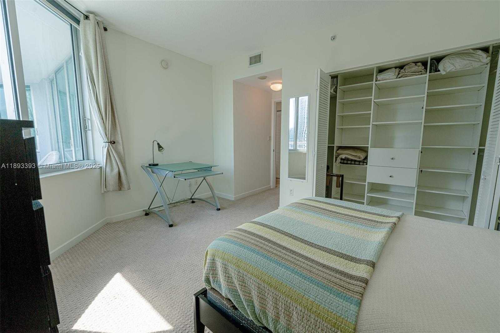 Small Image of 325 SOUTH BISCAYNE BLVD #2119, Miami Number 12