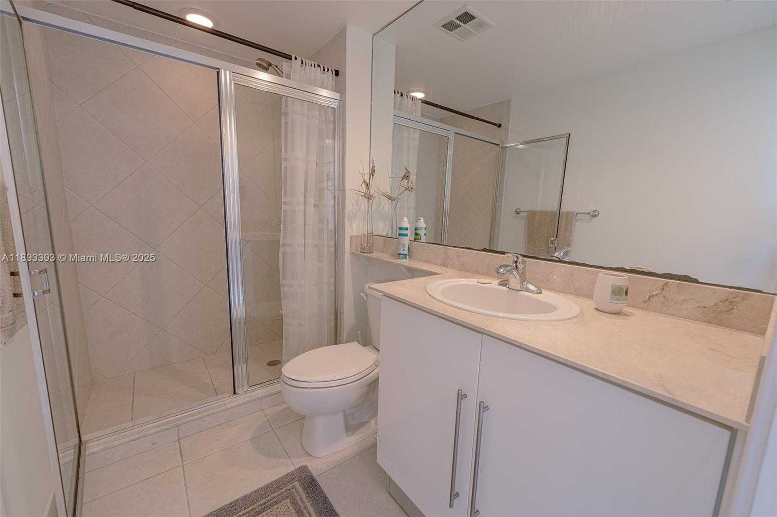 Small Image of 325 SOUTH BISCAYNE BLVD #2119, Miami Number 15